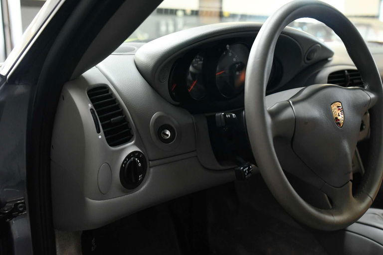 Porsche 996 Carrera