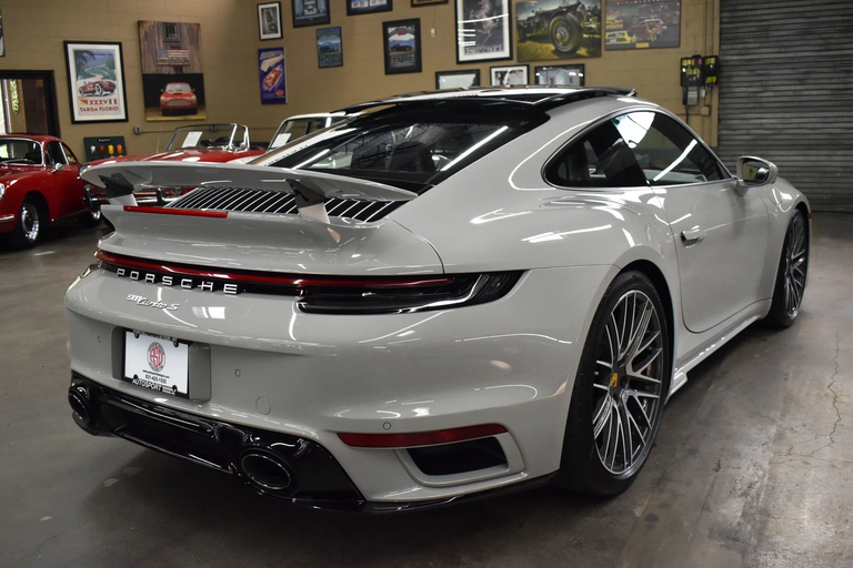 Porsche 992 Turbo S