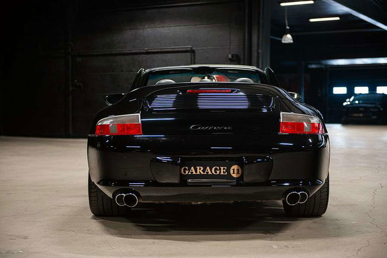 Porsche 996 Carrera