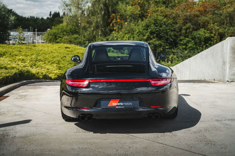 Porsche 991 Carrera 4 GTS