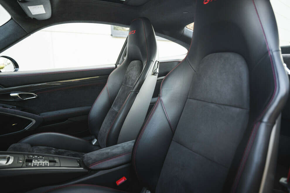 Porsche 991 Carrera 4 GTS