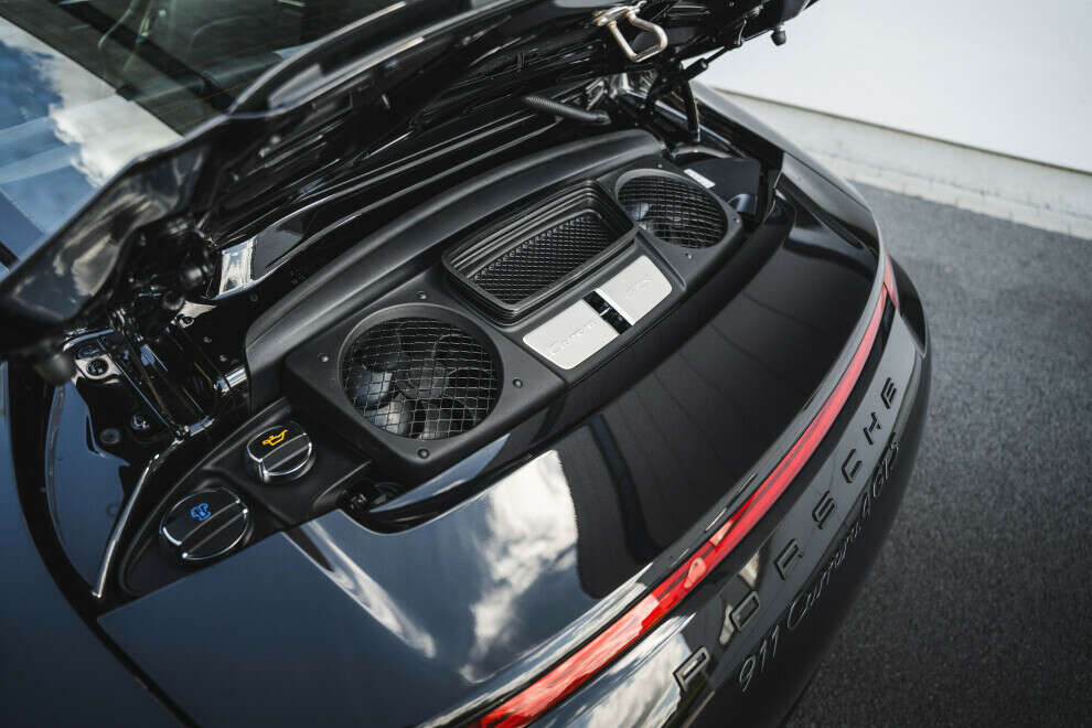 Porsche 991 Carrera 4 GTS