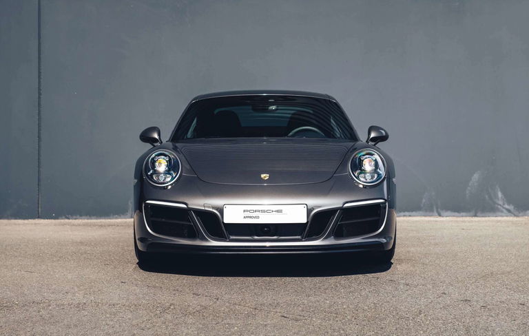 Porsche 991.2 Carrera GTS