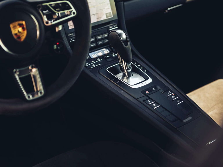 Porsche 991.2 Carrera GTS