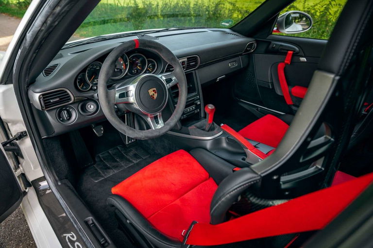 Porsche 997 GT3 RS 4.0
