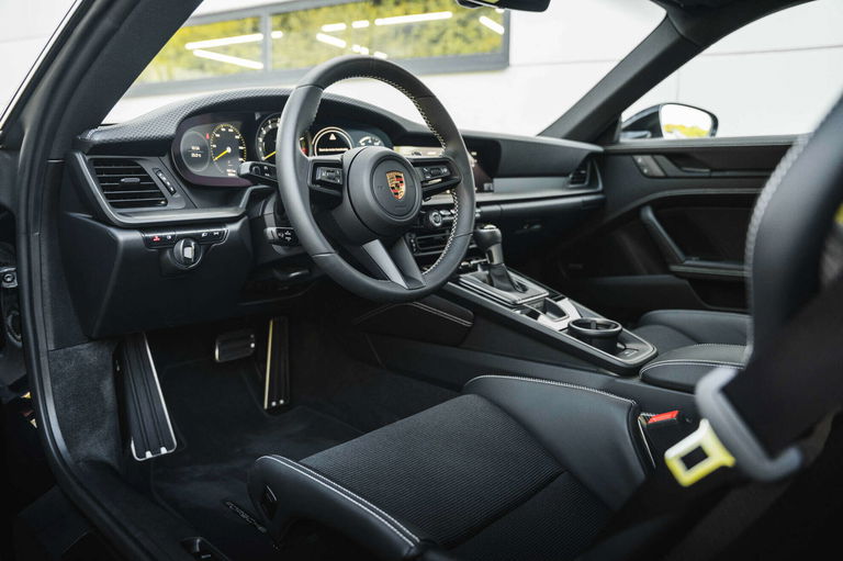 Porsche 992 GT3 Touring