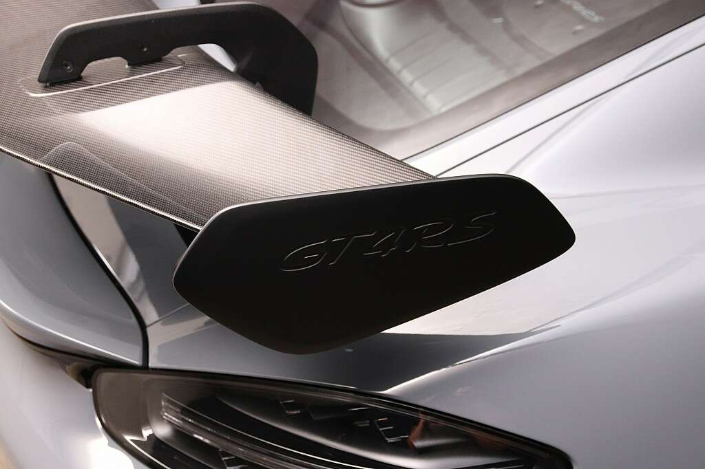 Porsche 718 Cayman GT4 RS