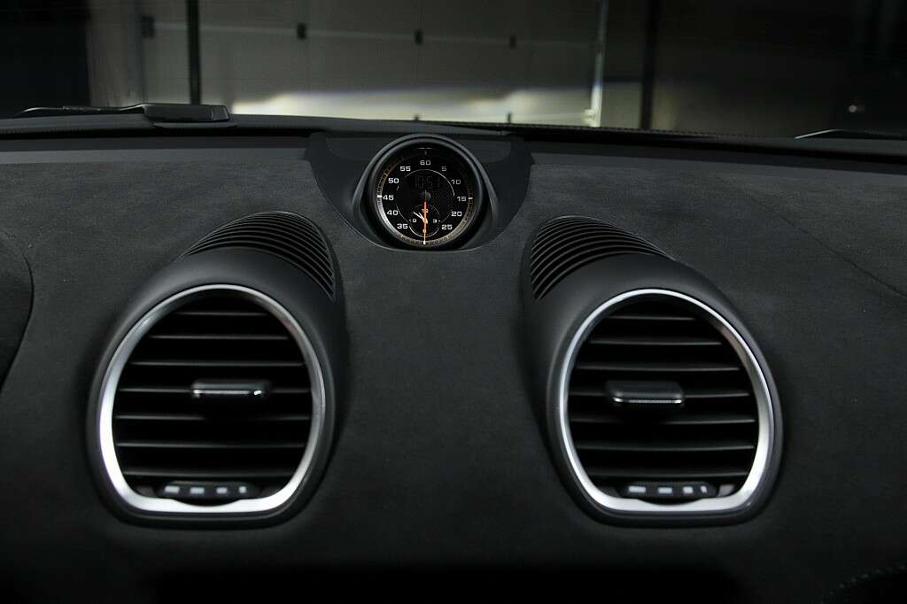 Porsche 718 Cayman GT4 RS