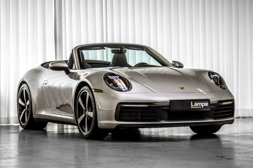 Porsche 992 Carrera