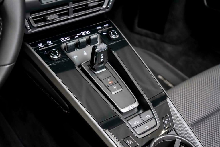 Porsche 992 Carrera