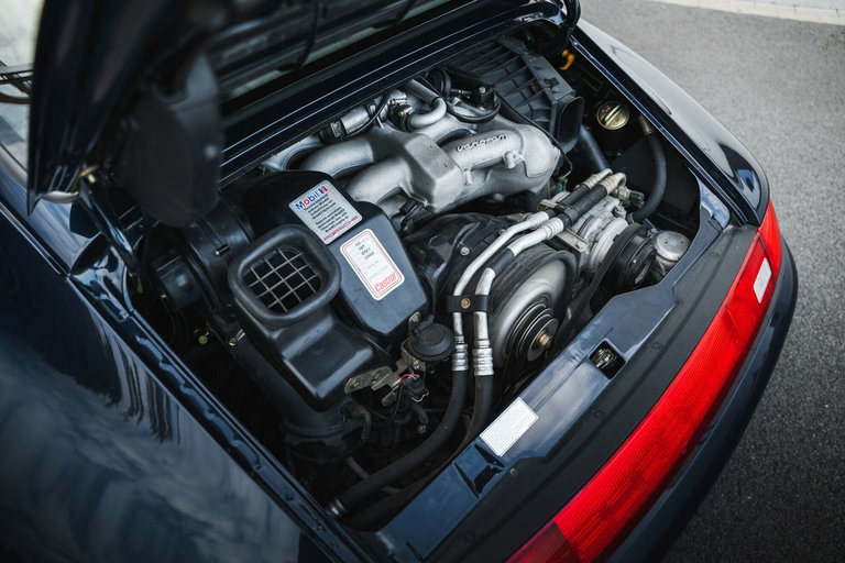 Porsche 993 Carrera 4