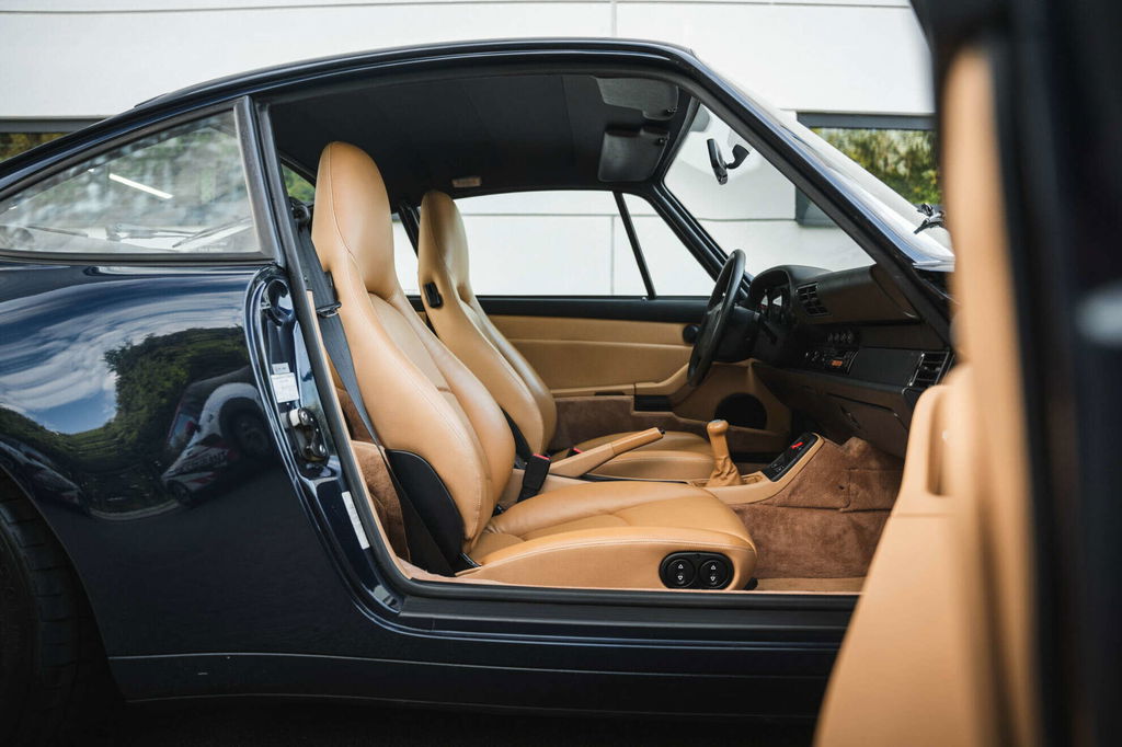 Porsche 993 Carrera 4