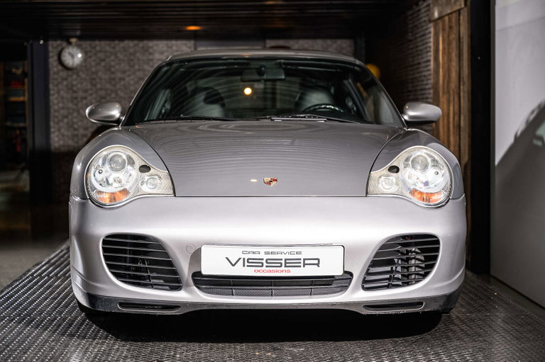 Porsche 996 Carrera 4S