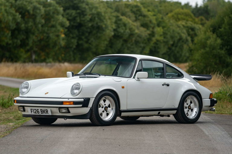 Porsche 911 Carrera 3.2