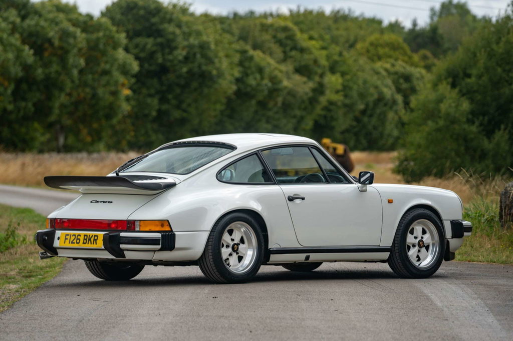 Porsche 911 Carrera 3.2