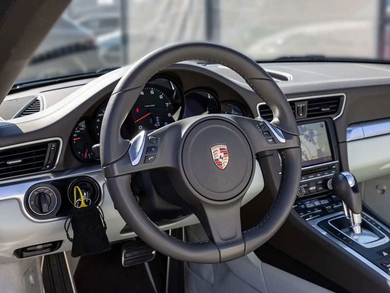 Porsche 991 Carrera 4