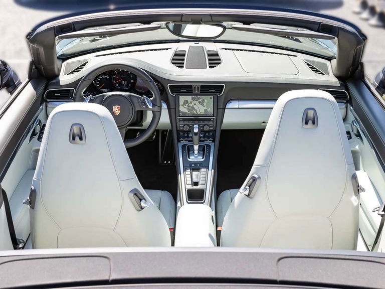 Porsche 991 Carrera 4