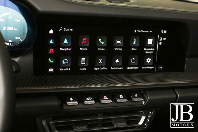 Porsche 992 Carrera 4 GTS