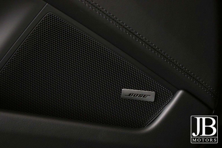 Porsche 992 Carrera 4 GTS