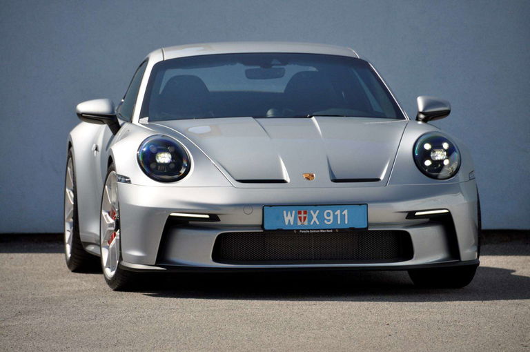 Porsche 992 GT3 Touring
