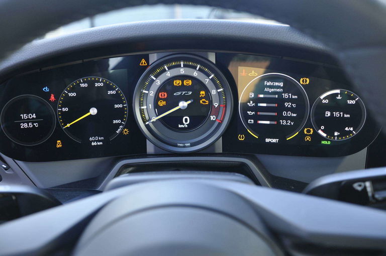 Porsche 992 GT3 Touring