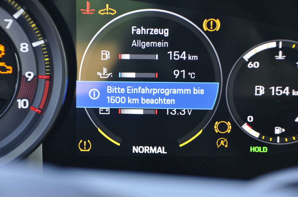 Porsche 992 GT3 Touring