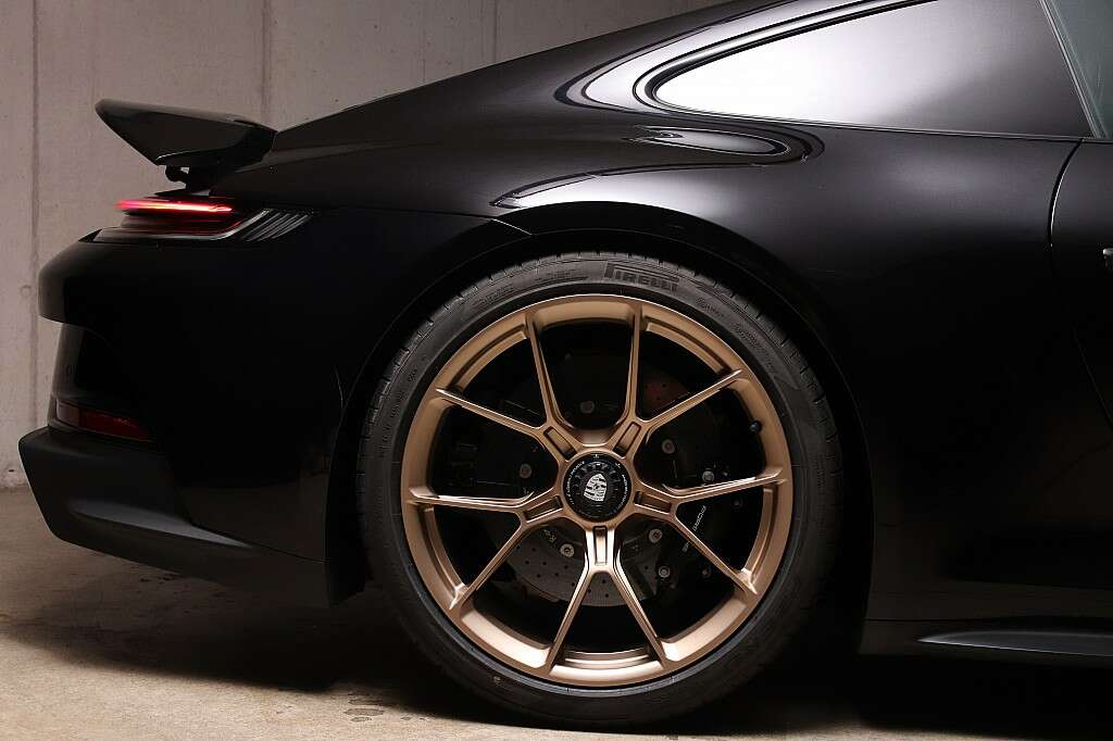 Porsche 992 GT3 Touring