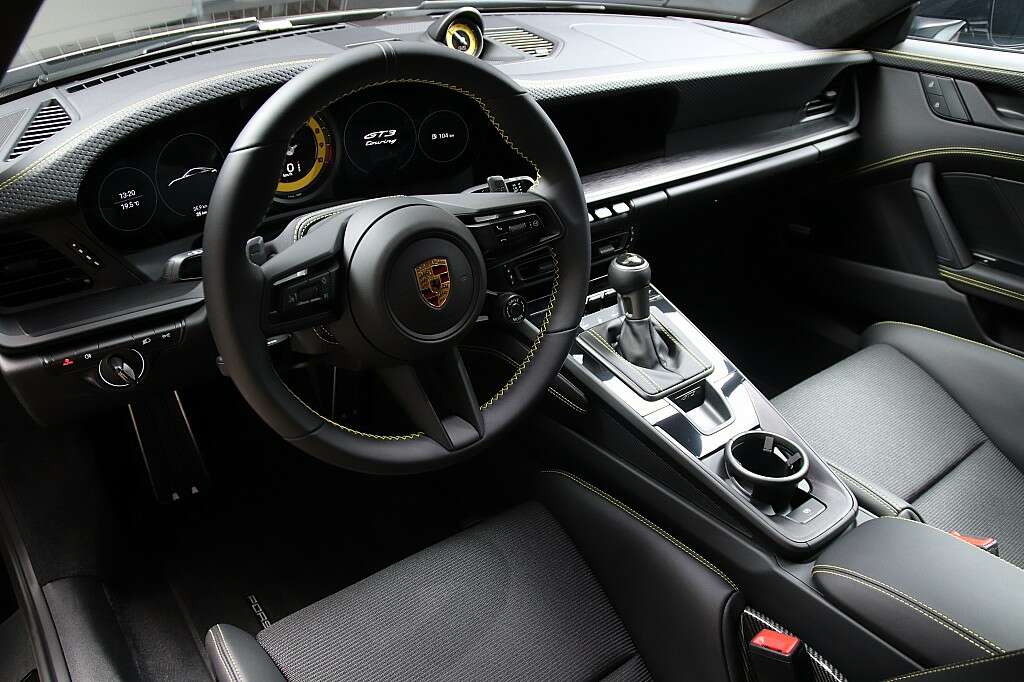 Porsche 992 GT3 Touring