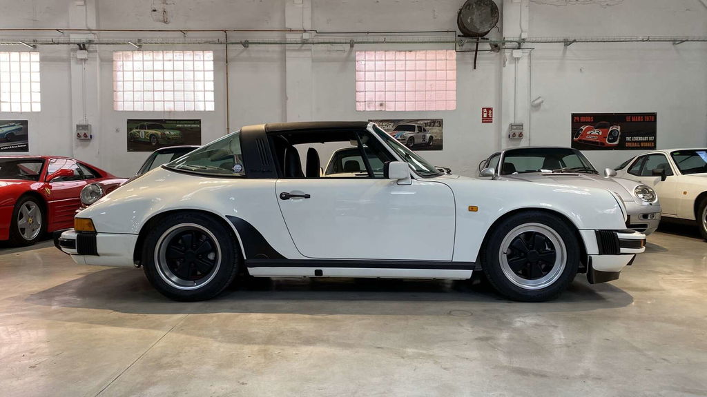 Porsche 911 Carrera 3.2