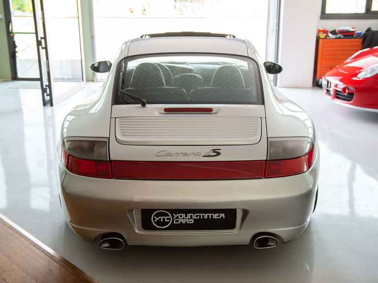 Porsche 996 Carrera 4S