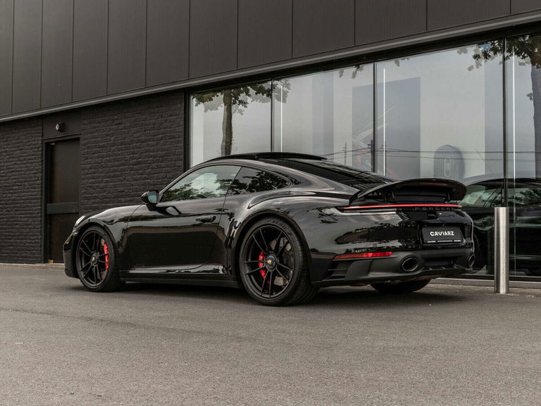 Porsche 992 Carrera GTS