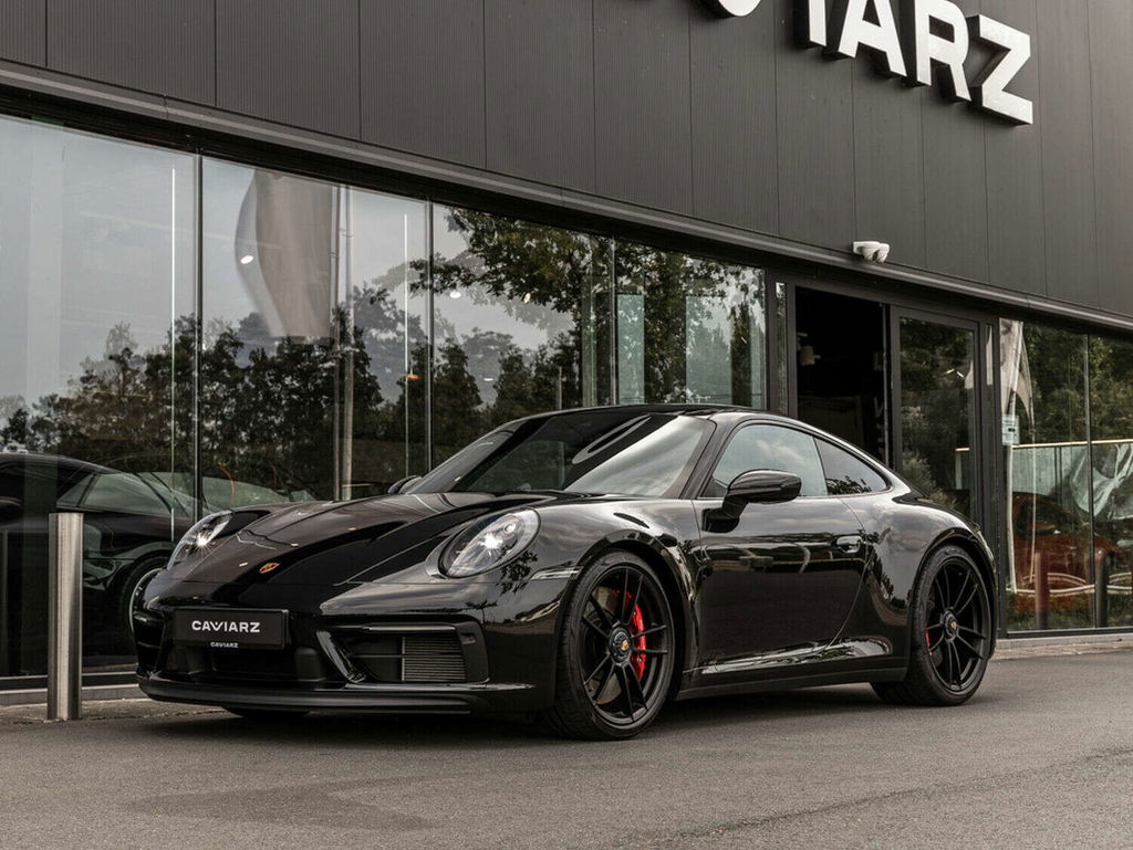 Porsche 992 Carrera GTS