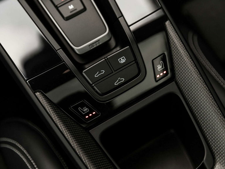 Porsche 992 Carrera GTS