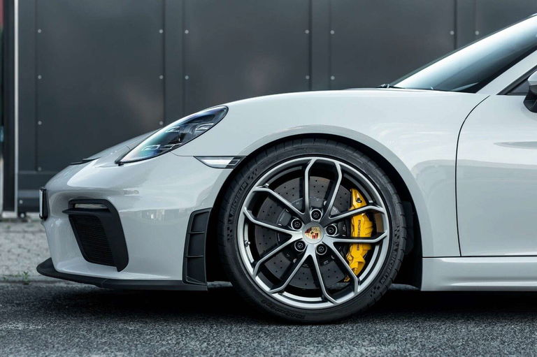 Porsche 718 Spyder