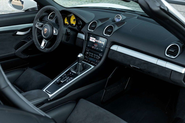 Porsche 718 Spyder