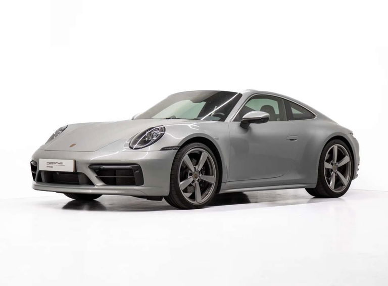 Porsche 992 Carrera 4S