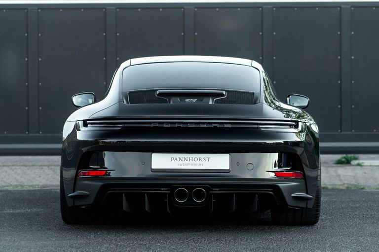 Porsche 992 GT3 Touring