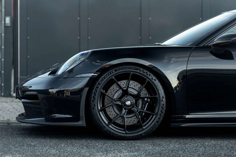 Porsche 992 GT3 Touring