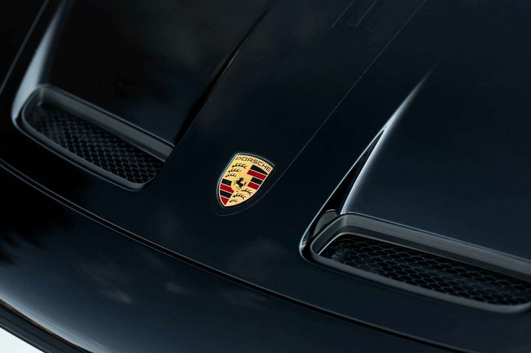 Porsche 992 GT3 Touring