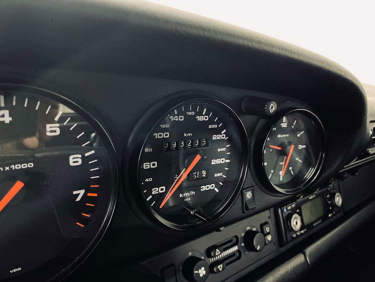 Porsche 964 Carrera 2