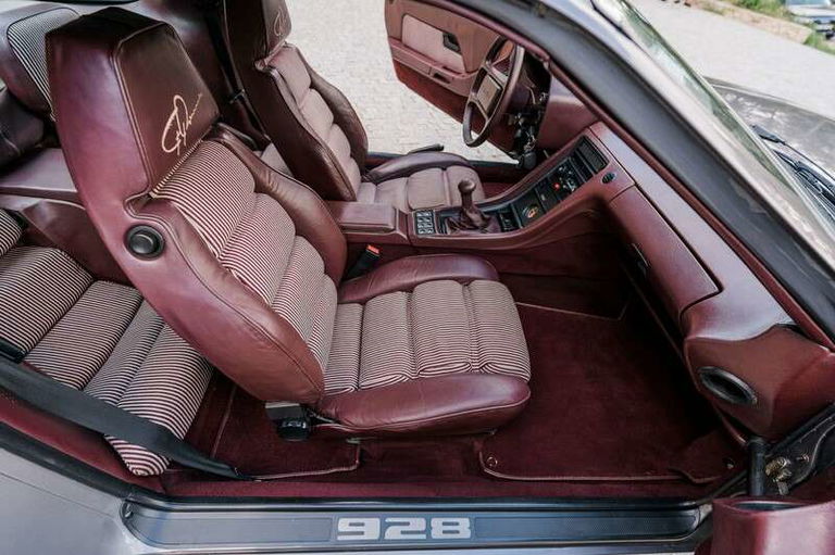 Porsche 928 S