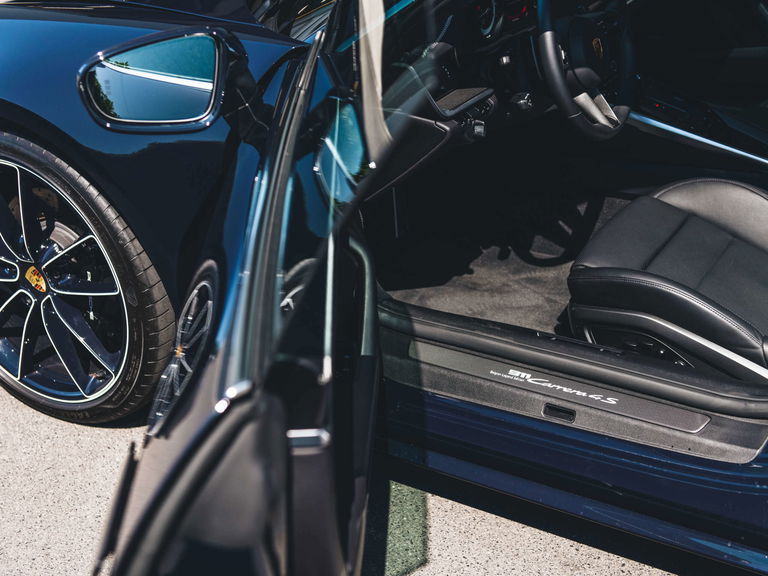 Porsche 992 Belgian Legend Edition