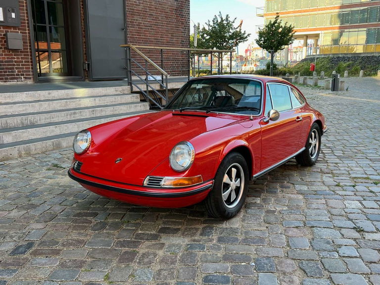 Porsche 911 T