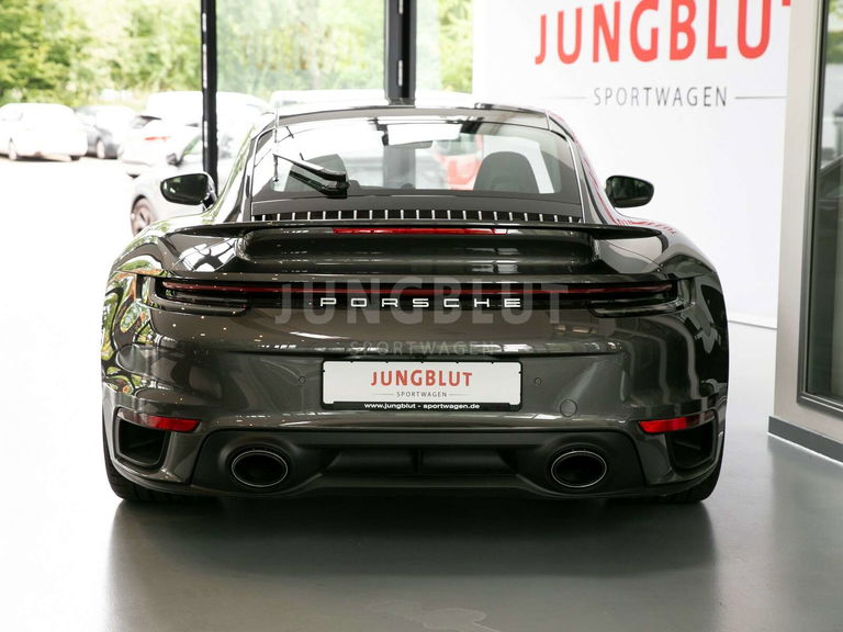 Porsche 992 Turbo S
