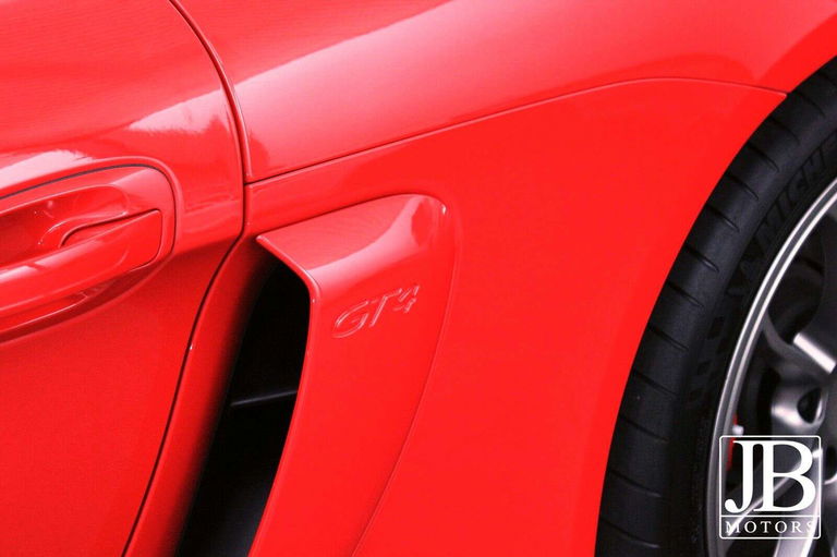 Porsche 981 Cayman GT4