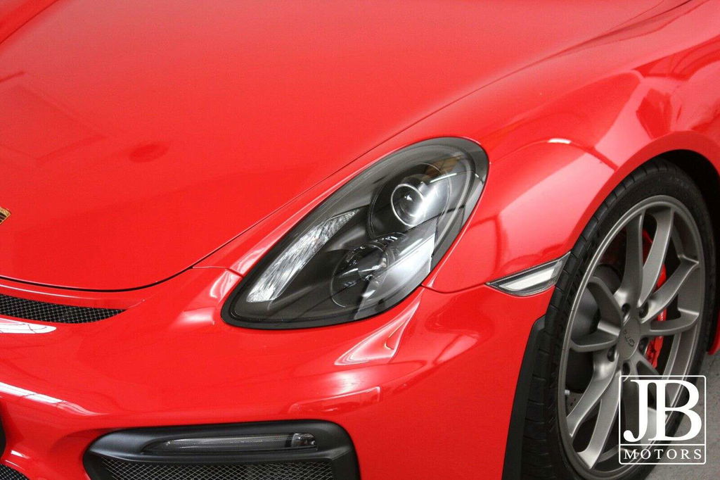 Porsche 981 Cayman GT4