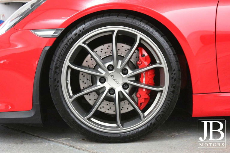 Porsche 981 Cayman GT4