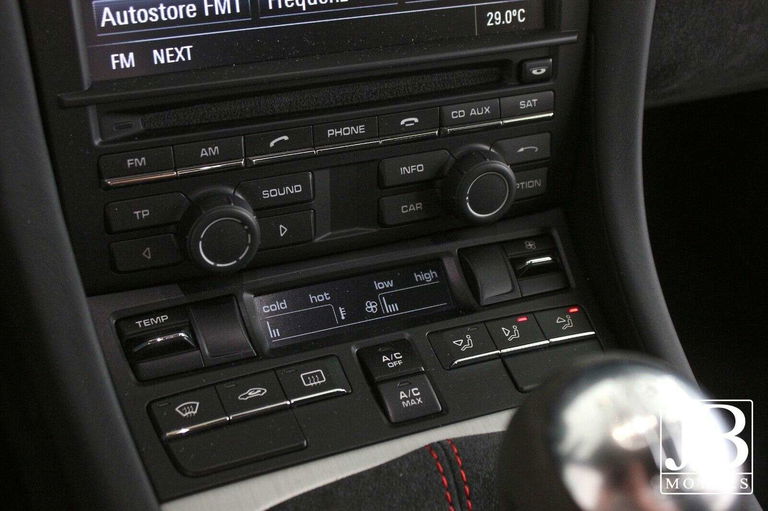 Porsche 981 Cayman GT4