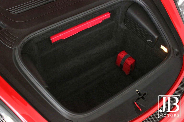 Porsche 981 Cayman GT4