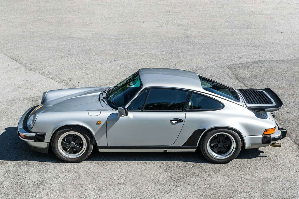 Porsche 911 Carrera 3.2 Clubsport